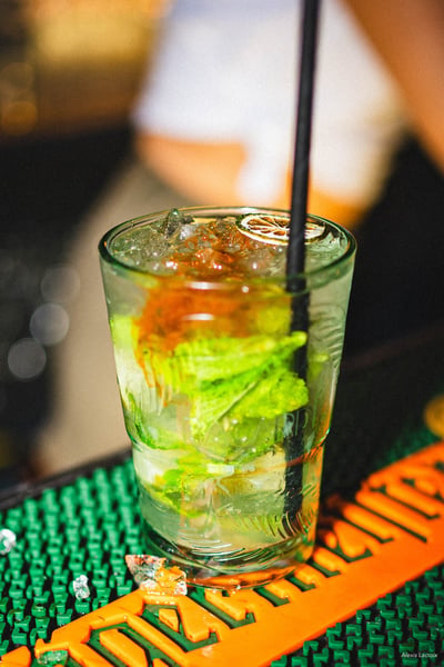 bar