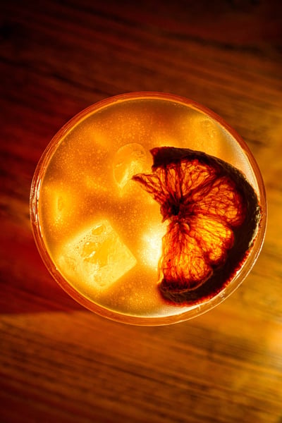 Orange cocktail firewalk bar cheminee bordeaux oeildalex
