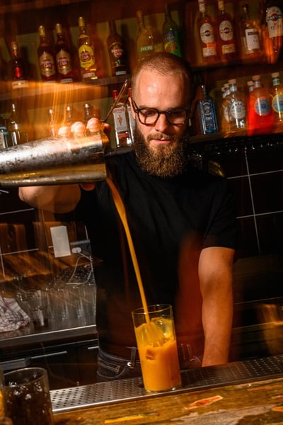 Service cocktail barman bordeaux oeildalex