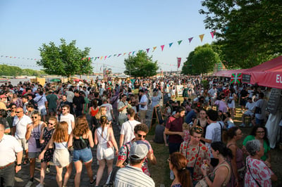 Feteduvin foule vin bordeaux fleuve