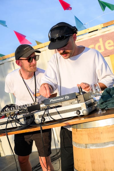 Openair feteduvin orangeade dj oeildalex