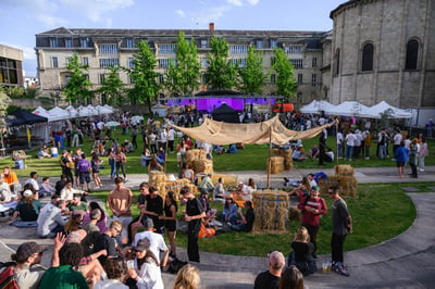 Squaredombedos wild bordeaux oeildalex
