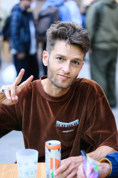 PORTRAIT
